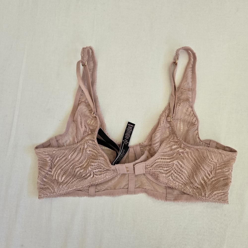 Victoria's Secret Plunge Underwire Bra Lace Pink Size 34B - Picture 4 of 11